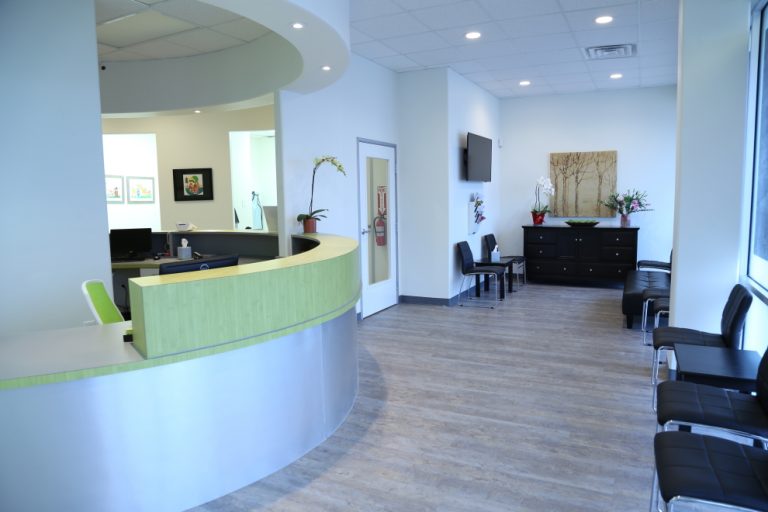 Contact Our Dentist Open Saturday in Houston Love Brushing